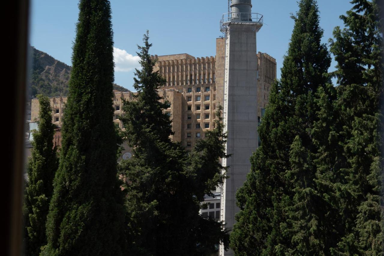 Center 4 You Hotel Tbilisi Exterior photo